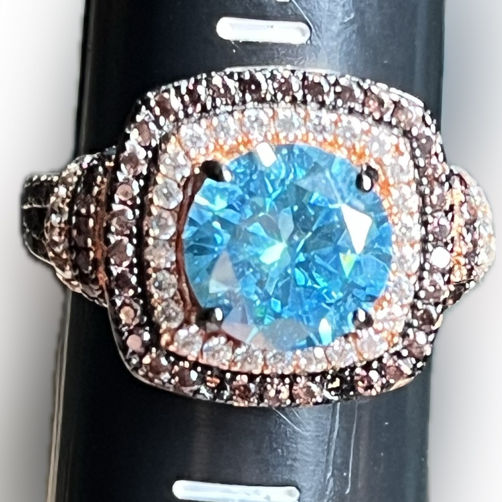 Elegant Blue and Silver Ring JTV Jewelry Size 5